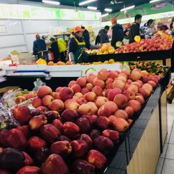 金牛利民農(nóng)副產(chǎn)品市場(chǎng) 打造城市“菜籃子”新標(biāo)桿